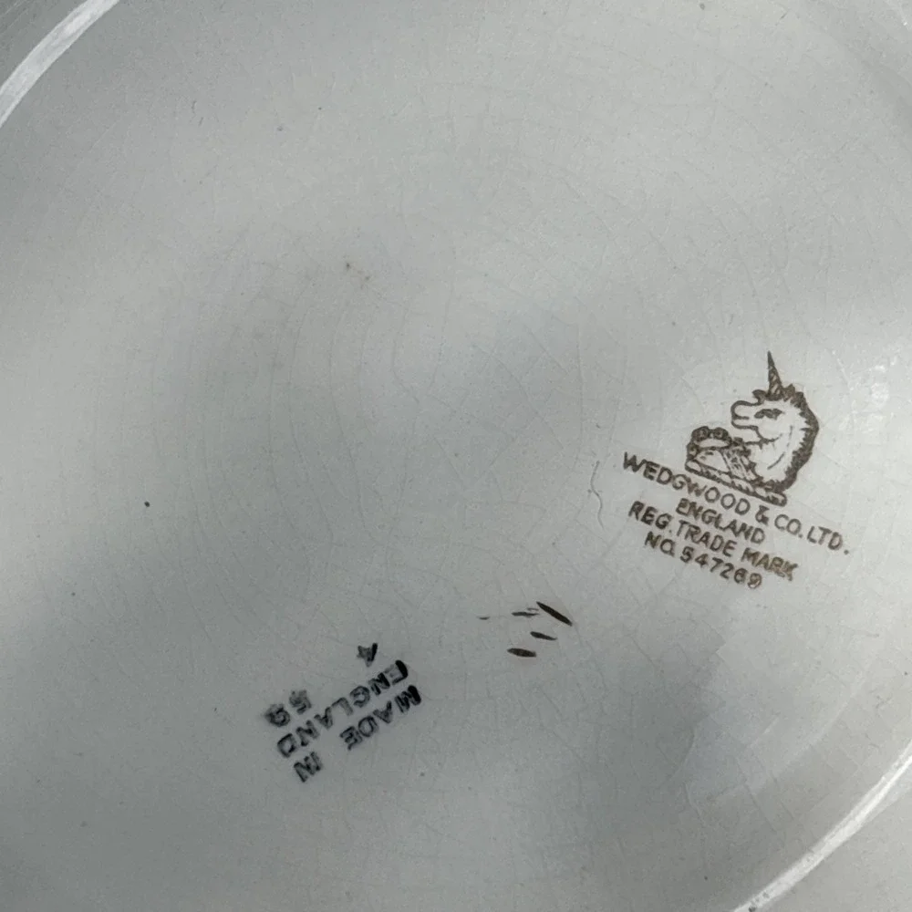 Wedgwood plates ww4